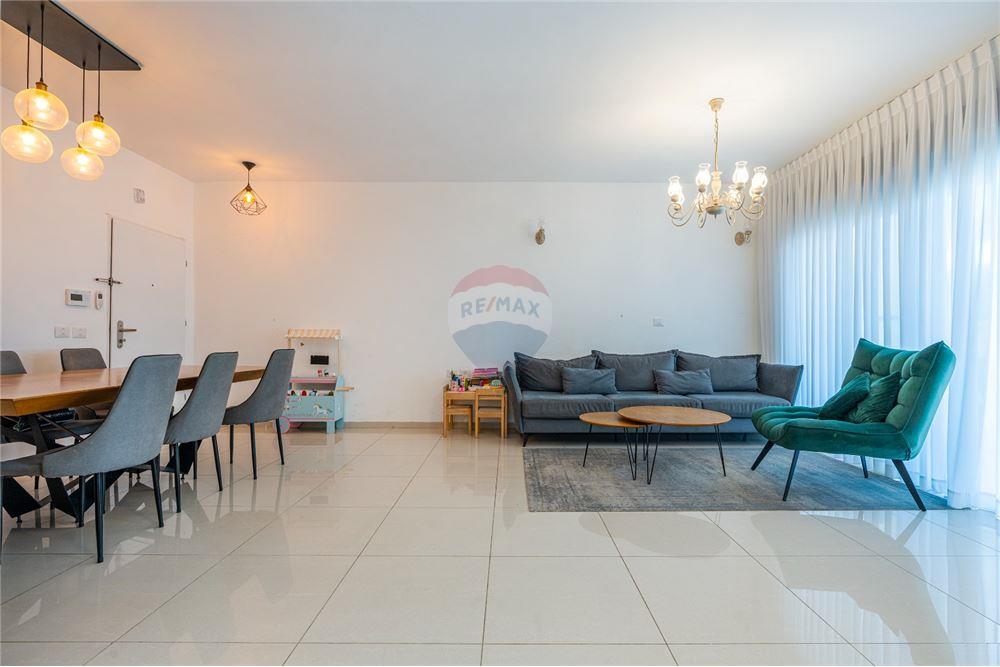Apartment for Sale in אור עקיבא - Image 1