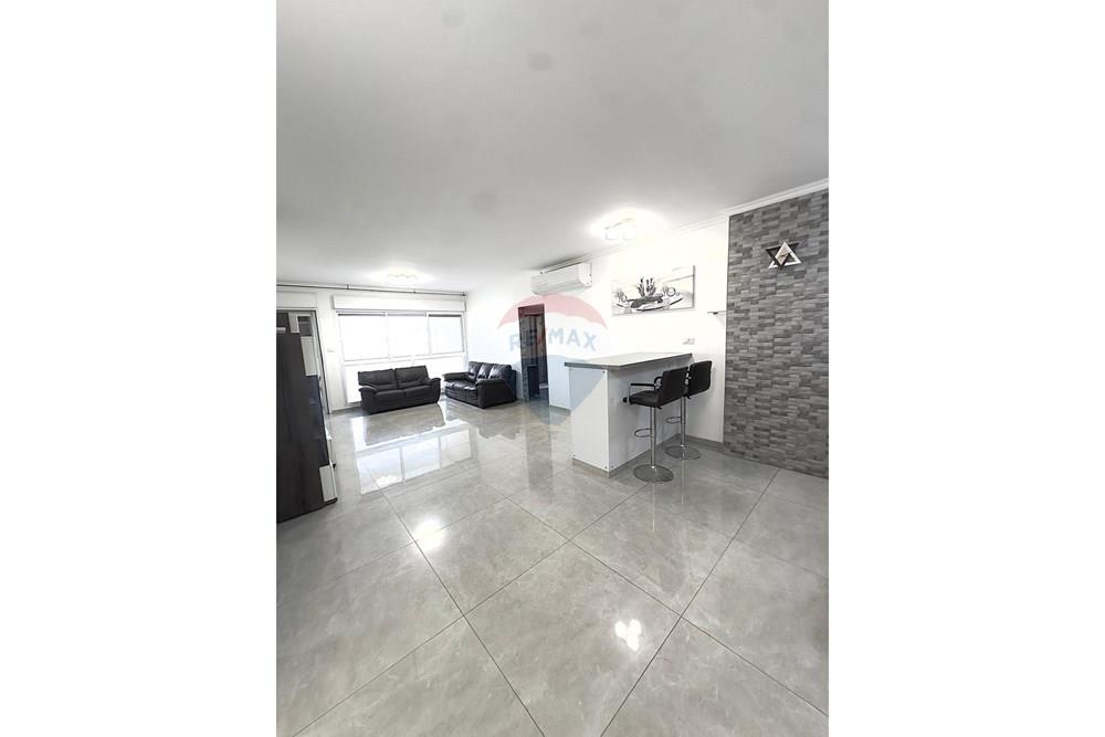 Apartment for Sale in Ashdod - Image 1