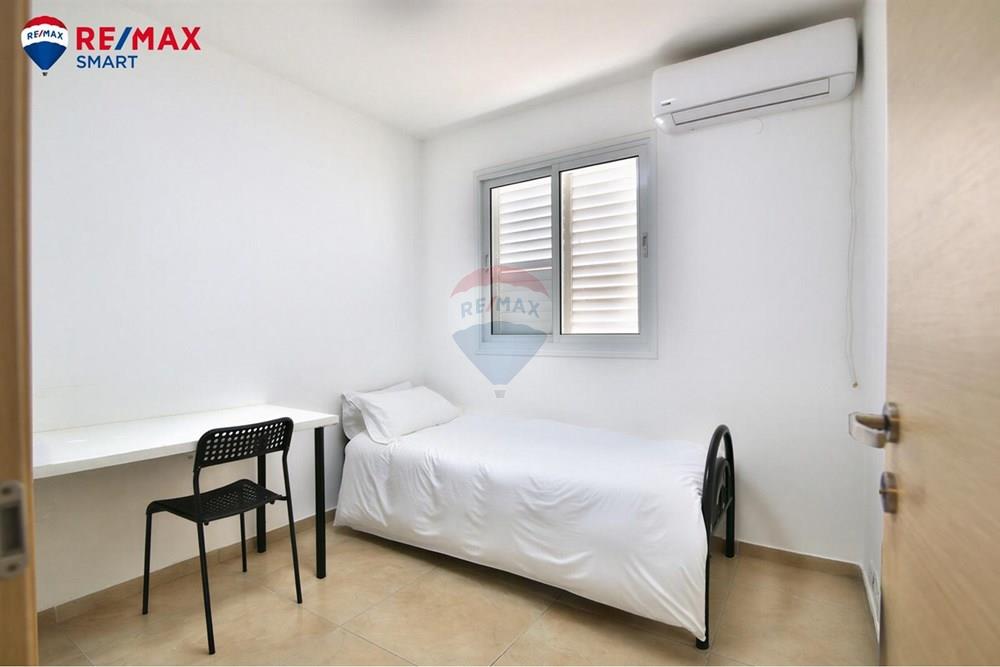 Apartment for Sale in Kiryat Yam - Image 7