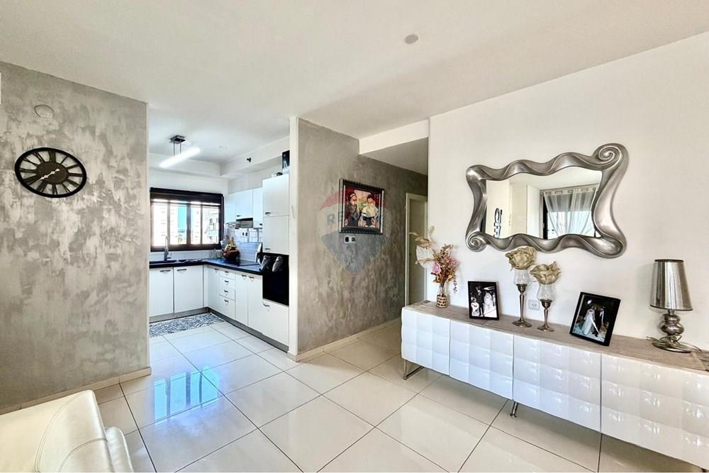 Apartment for Sale in Netanya - Image 7