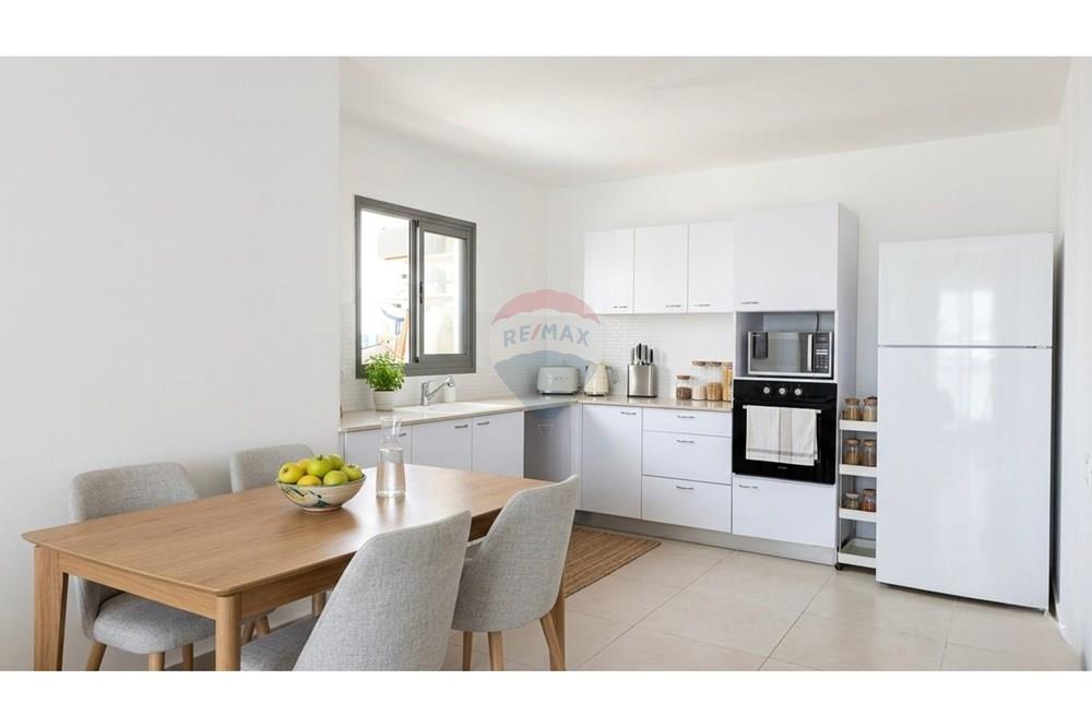 Apartment for Sale in חריש - Image 2