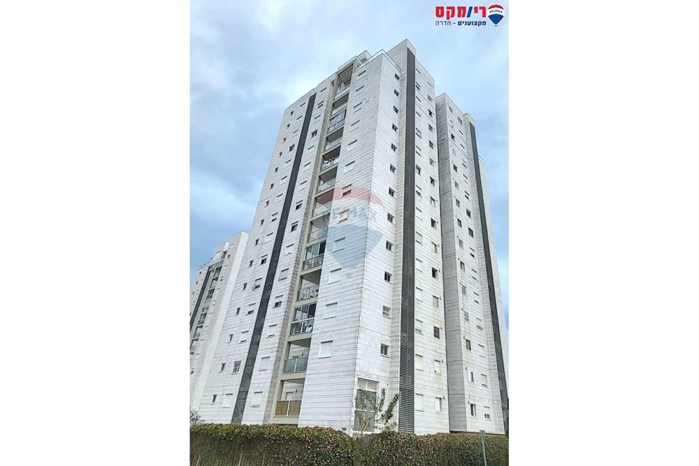 Apartment for Sale in Hadera - Image 7