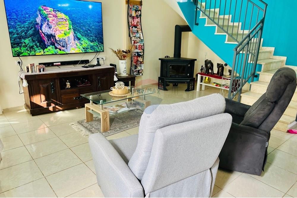 Apartment for Sale in Karmiel - Image 2