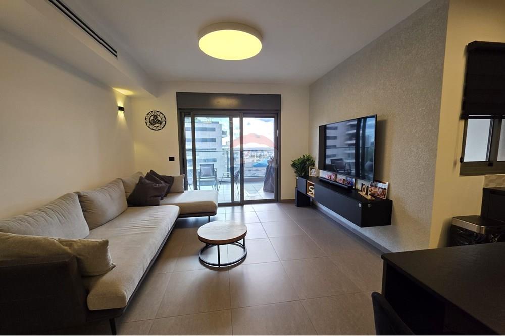 Apartment for Sale in Modi'in - Image 2