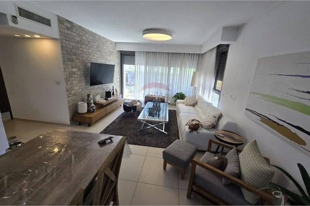Apartment for Sale in Haifa - Image 1