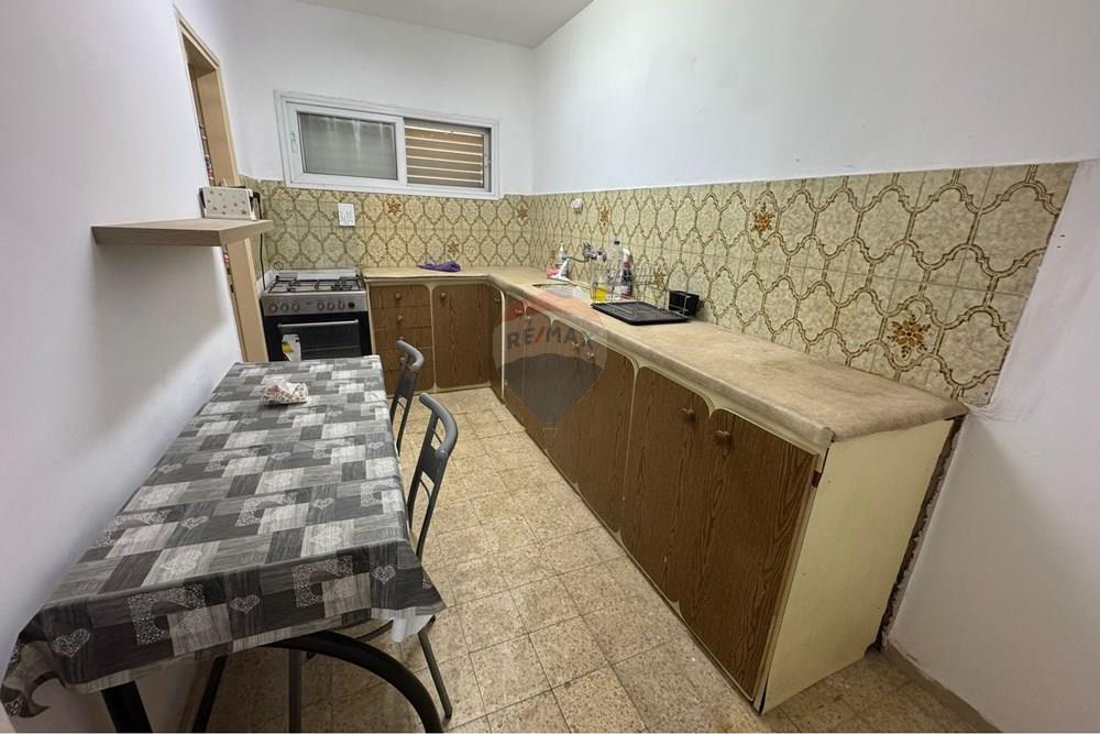 Apartment for Sale in Afula - Image 2