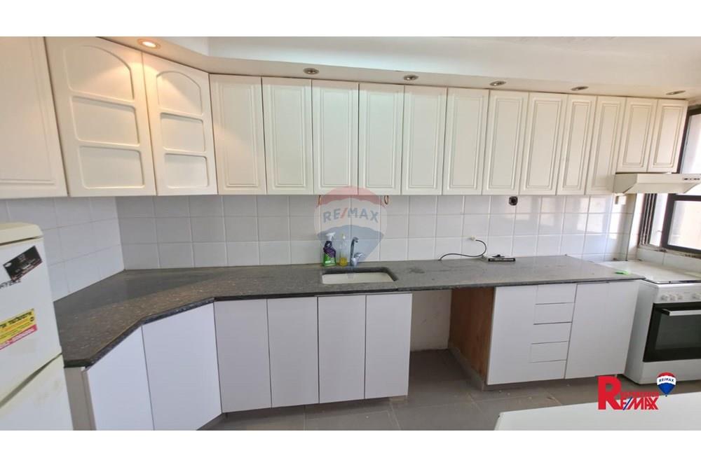 Apartment for Sale in Holon - Image 4
