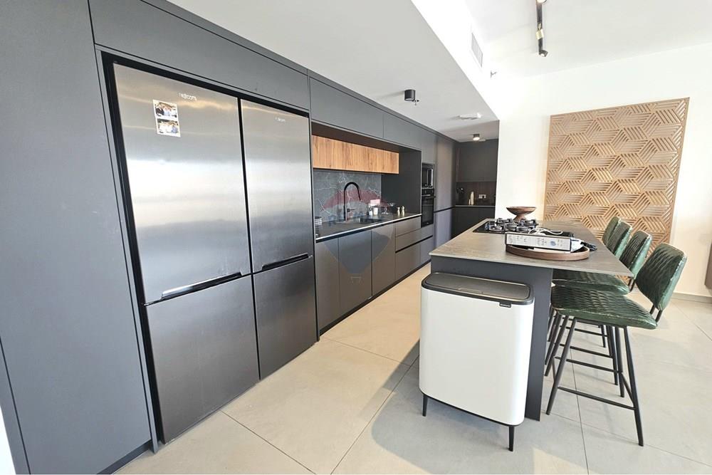 Apartment for Sale in Ramat Gan - Image 7