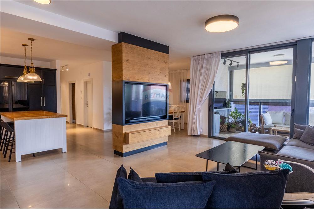 Apartment for Sale in Afula - Image 1