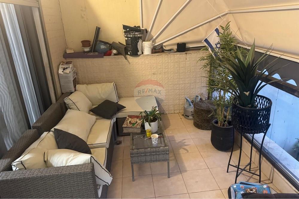 Apartment for Sale in Petah Tikva - Image 4