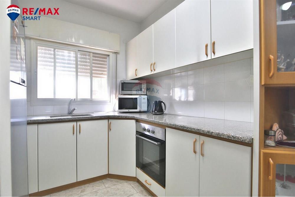 Apartment for Sale in Haifa - Image 3