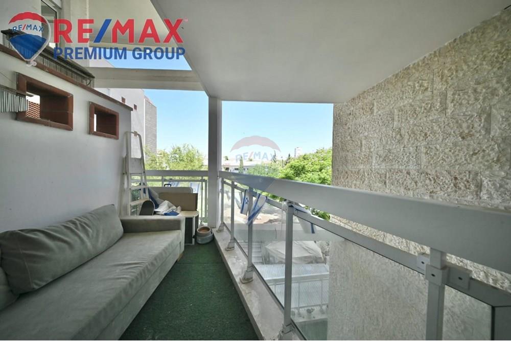 Apartment for Sale in שוהם - Image 5