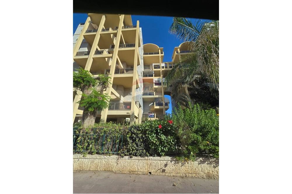 Apartment for Sale in Beer Sheva - Image 1