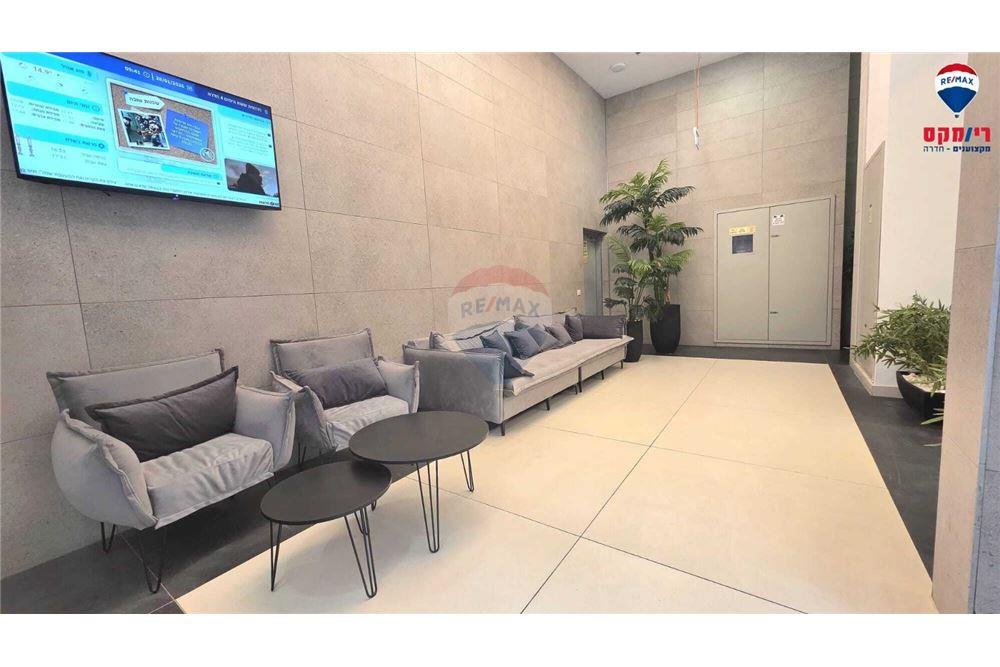 Apartment for Sale in Hadera - Image 6