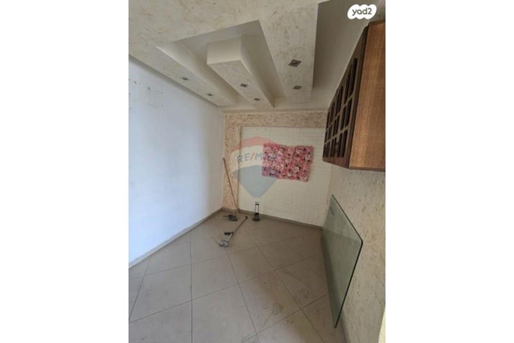 Apartment for Sale in Haifa - Image 7