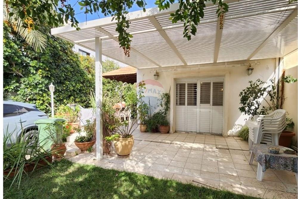Apartment for Sale in Lod - Image 7