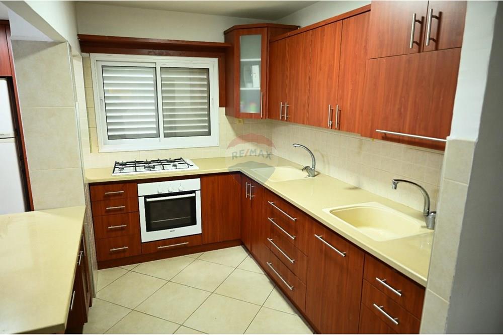 Apartment for Sale in Kiryat Yam - Image 3