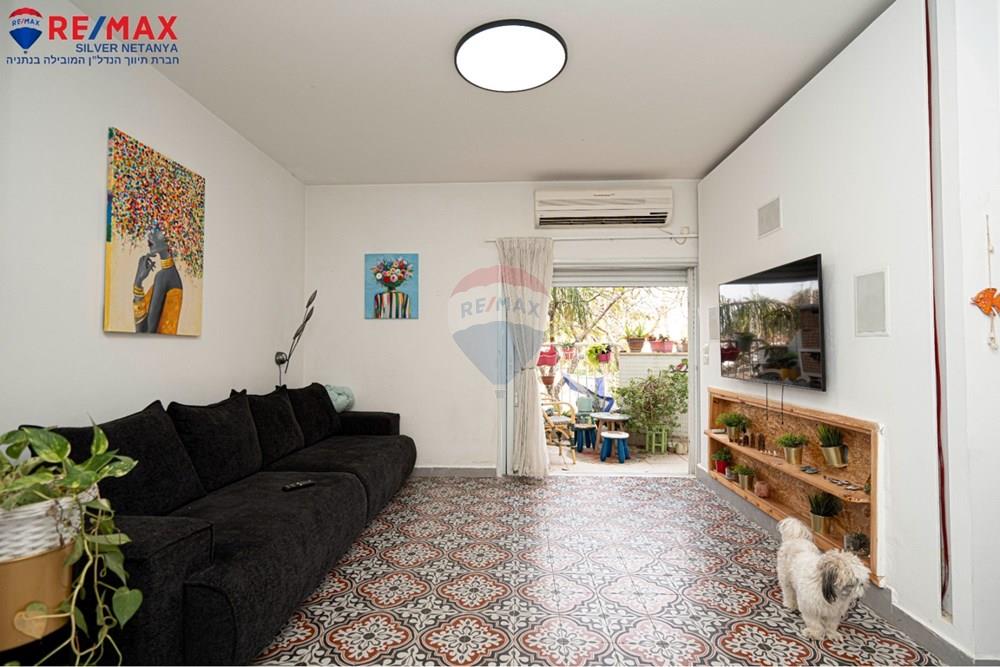 Apartment for Sale in Netanya - Image 2