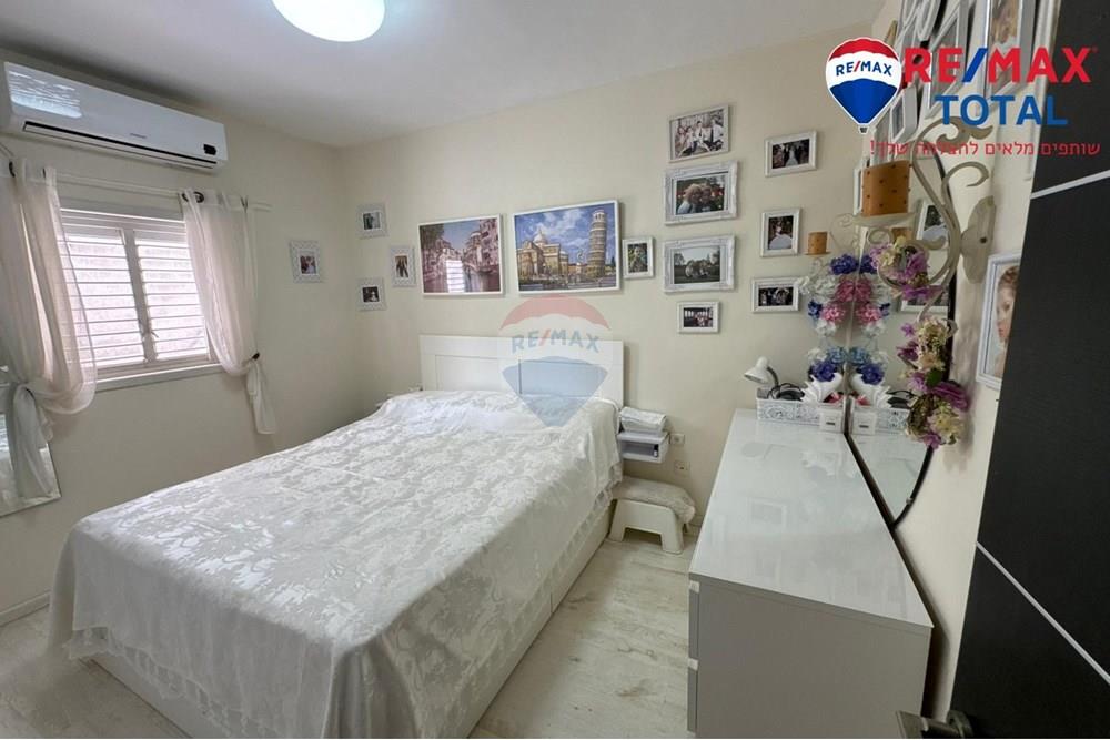 Apartment for Sale in Bat Yam - Image 3