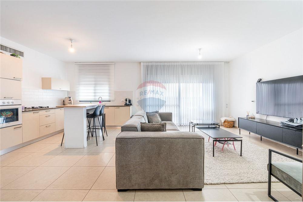 Apartment for Sale in אור עקיבא - Image 1