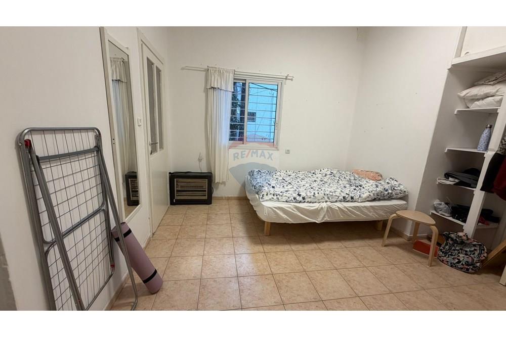 Apartment for Sale in Haifa - Image 3