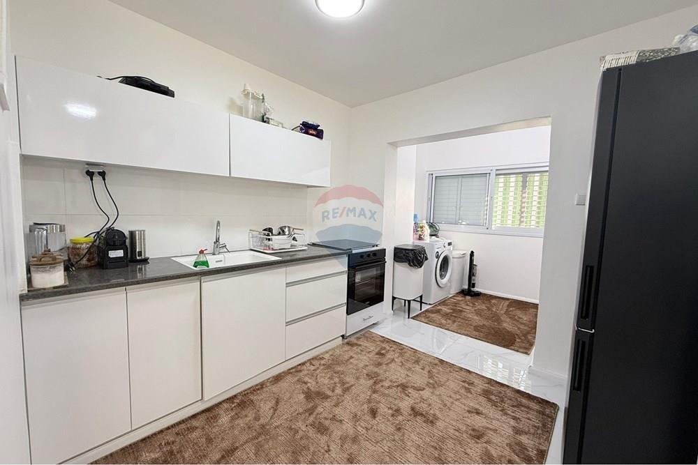 Apartment for Sale in Lod - Image 3