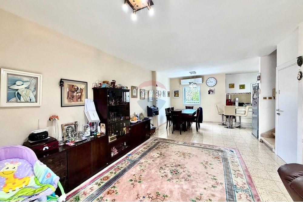 Apartment for Sale in Netanya - Image 5