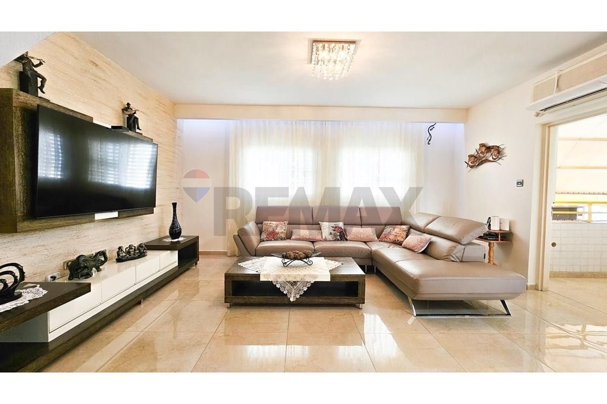 Apartment for Sale in Ashdod - Image 2