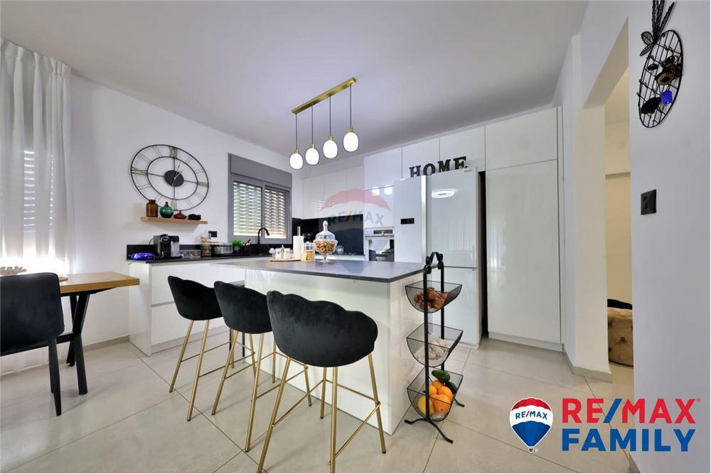 Apartment for Sale in קרית חיים - Image 4