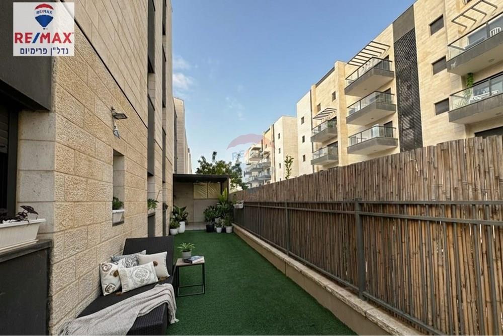 Apartment for Sale in שוהם - Image 1