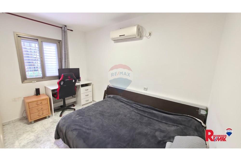 Apartment for Sale in Tel Aviv - Image 7