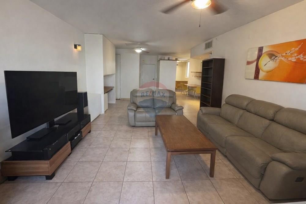 Apartment for Sale in Hod HaSharon - Image 1