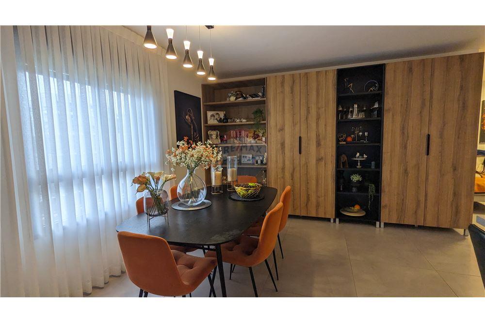 Apartment for Sale in Or Yehuda - Image 5