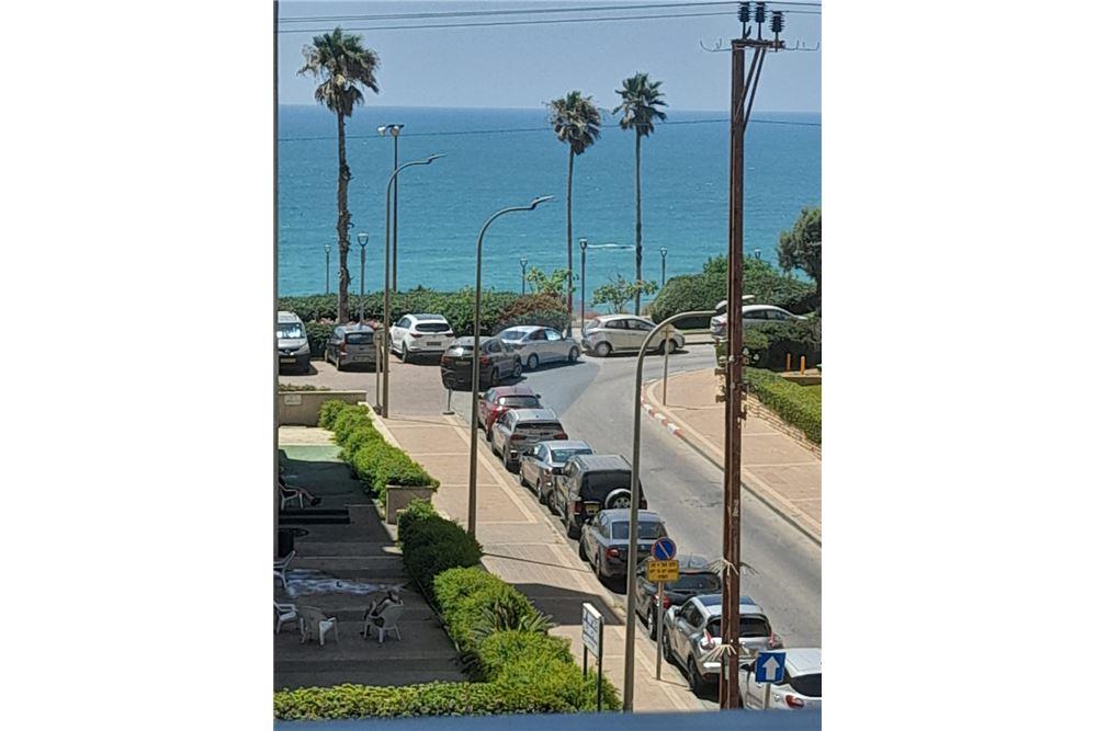 Apartment for Sale in Netanya - Image 2
