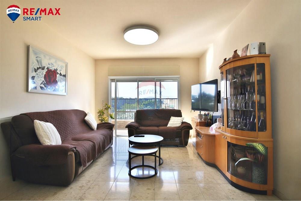 Apartment for Sale in Haifa - Image 2