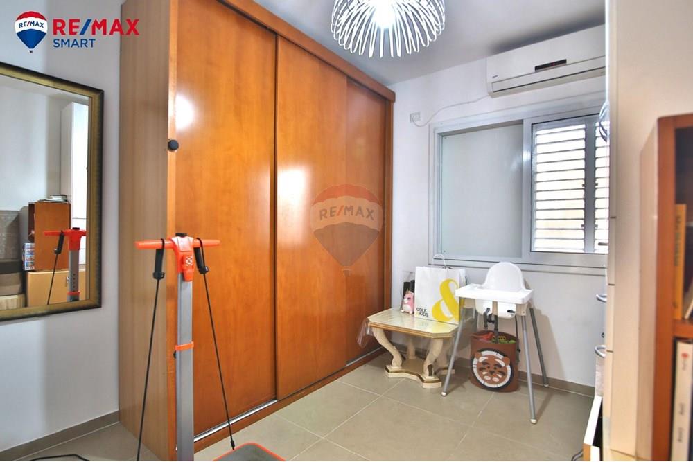 Apartment for Sale in Kiryat Yam - Image 4