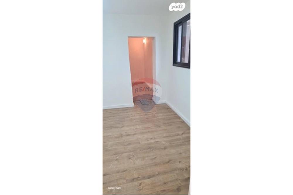 Apartment for Sale in Haifa - Image 4