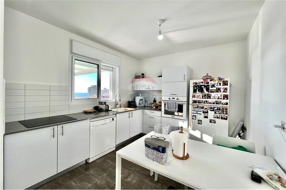 Apartment for Sale in Netanya - Image 7