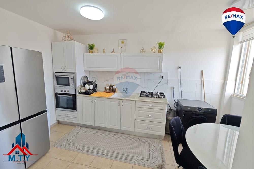 Apartment for Sale in Lod - Image 4
