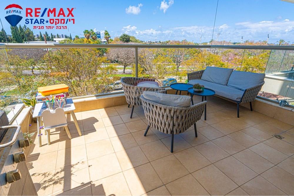 Apartment for Sale in Herzliya - Image 3