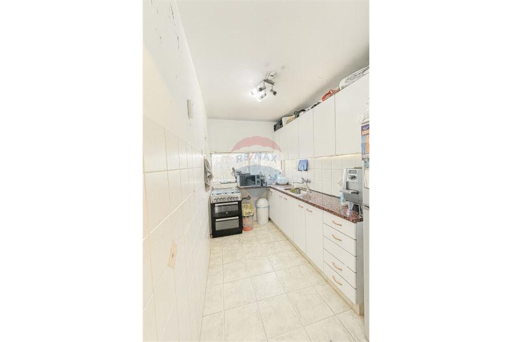 Apartment for Sale in Tel Aviv - Image 2