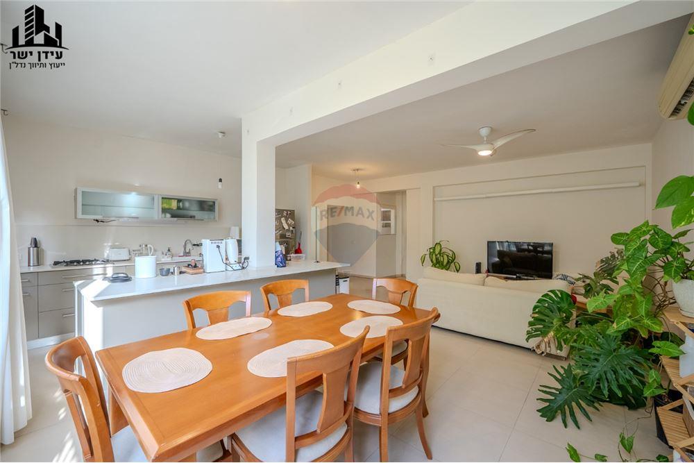 Apartment for Sale in Tel Aviv - Image 6