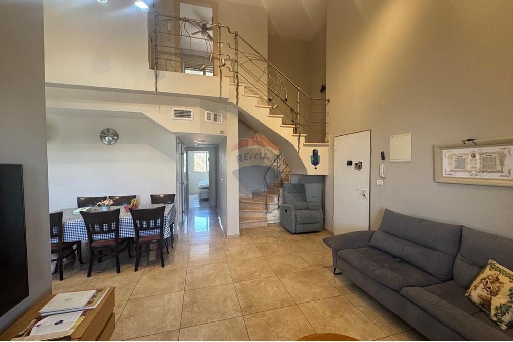 Apartment for Sale in Nahariya - Image 1