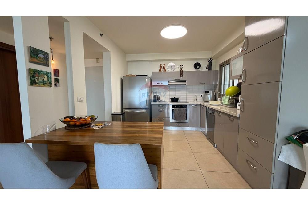 Apartment for Sale in Haifa - Image 4