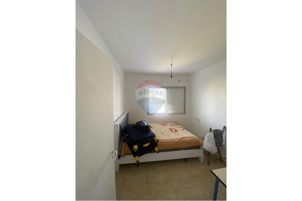 Apartment for Sale in Kiryat Yam - Image 7