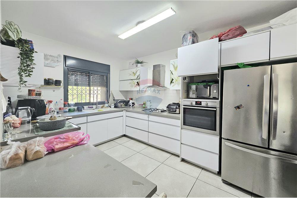 Apartment for Sale in Afula - Image 2