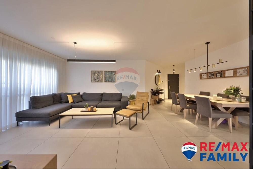 Apartment for Sale in קרית ביאליק - Image 4