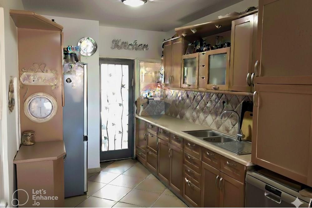 Apartment for Sale in Jerusalem - Image 1