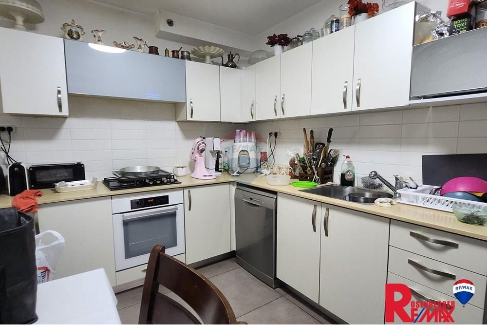 Apartment for Sale in Holon - Image 4