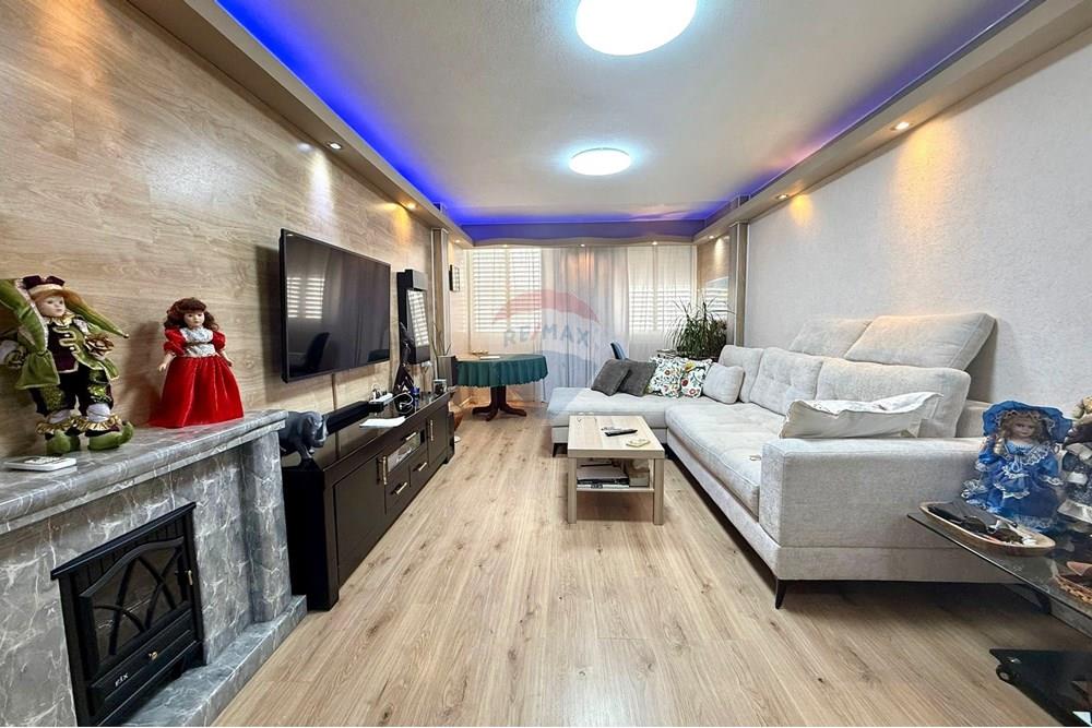 Apartment for Sale in Kiryat Yam - Image 1